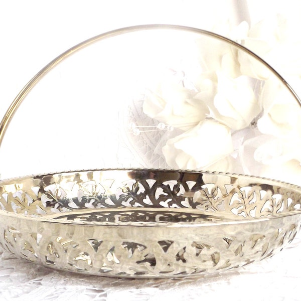 Silver Plated Basket with Handle, Vintage Silver Plated Bowl with Handle, Home Decor, Vintage Decor, Retro Decor,