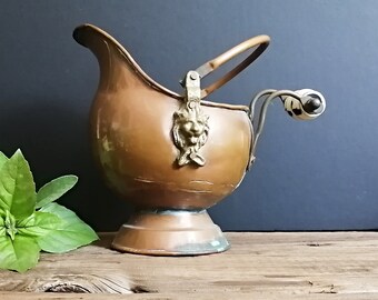 France #G-3647 Vintage Copper Pan Planter Brass Handles Rolled Lip Ceramic Handles Lion Feet Dovetail Seams Paris