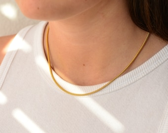 2mm Round Snake Chain by Ezjustable™, 16"-19” in Yellow or White Gold color, adjustable lengths Stainless Steel Jewelry