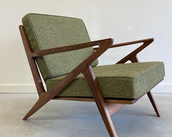 Exquisite Handmade Walnut Z Chair in Avocado