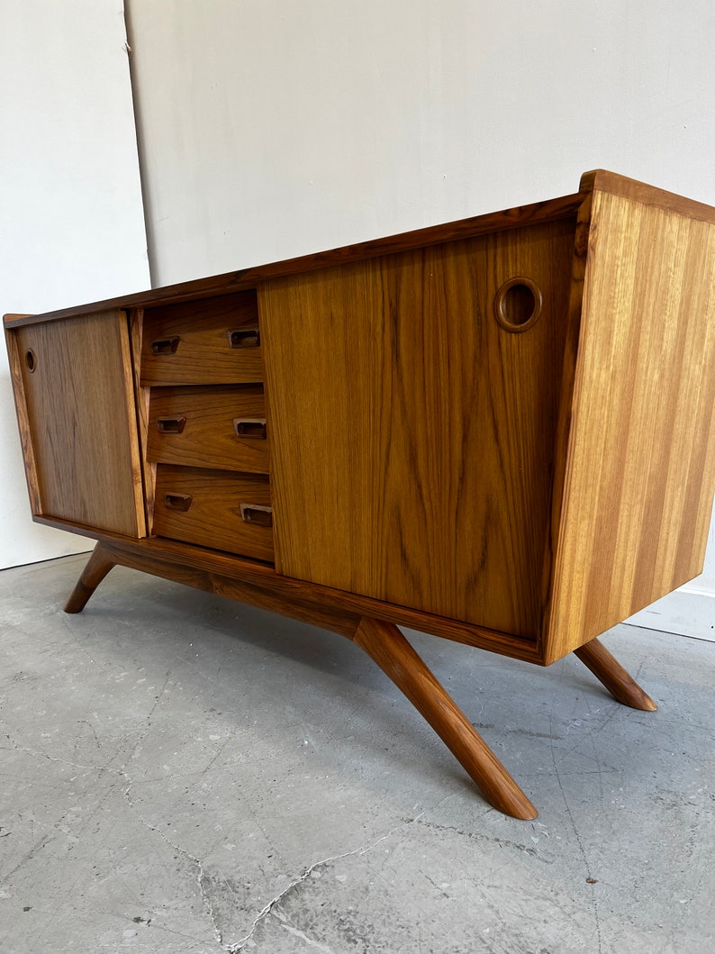 Gorgeous Handmade Teak Sideboard image 2