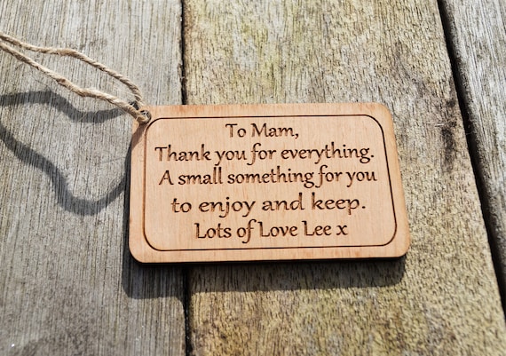 Personalised wooden gift tag 