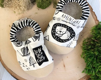 Adventurer animal baby shoes boy girl baby booties soft sole shoes toddler shoes moccs baby shoes woodland baby shower gift nonslip shoes