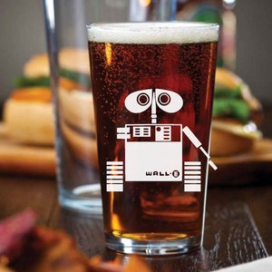 Wall-E Gift | Beer PintGlass | Custom Pixar Pint Glass Etching
