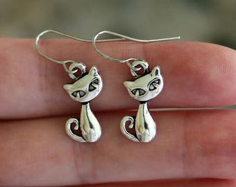 Cat Earrings, Cat Jewelry, Silver Cat Earrings, Minimalist Jewelry, Cat Lover Jewelry, Animal Earrings, Cat Lover Gift, Silver Earrings