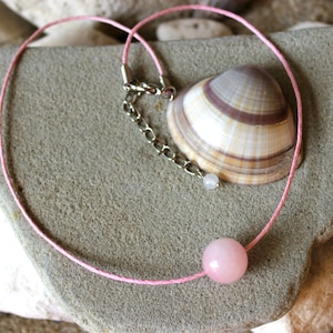 Rose Quartz Choker, Teen Girl Rose Quartz Necklace, Bohemian Choker for Girls, Heart Chakra Love Jewelry, One Bead Pink Choker for Daughters