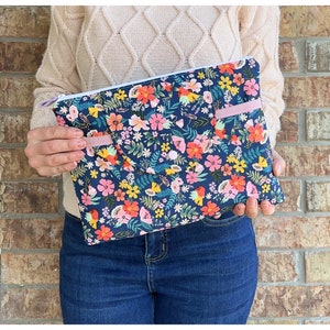 iPad Case Pattern//Electronic Bag Pattern//Advanced Beginner Sewing Pattern//Intermediate Sewing//Sewing Bag Pattern//PDF Sewing Pattern