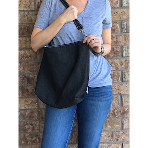 CROSSBODY BAG PATTERN//Beginner Sewing Bag Pattern//Denim Bag Pattern