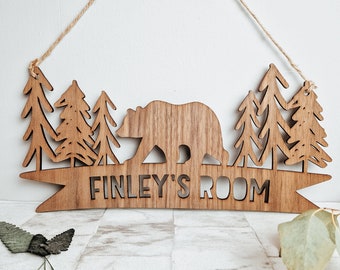 Woodland Forest Bear Nursery Room Decor - Nom de porte personnalisé pour la salle de jeux