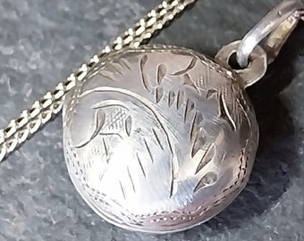 Vintage Kleine SILBER LOCKET - Rundschreiben auf 16 "Kette - 2,5g