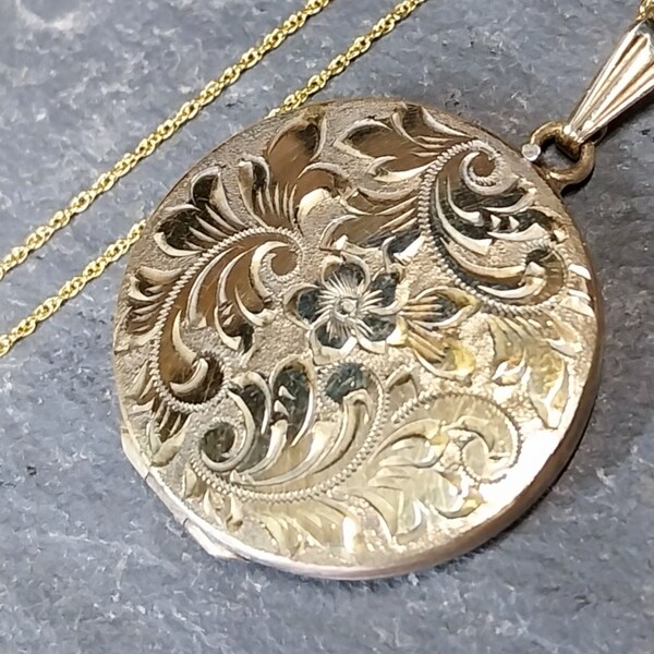 Antique 9ct Rolled GOLD Circular LOCKET with 9ct 18" Chain - 6.2g