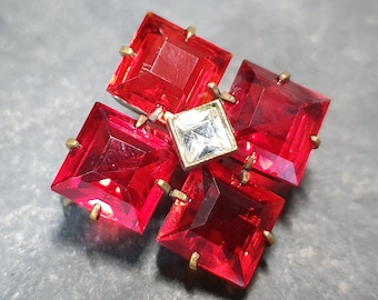 Antique Art Deco Czech BROOCH -Bright Red Coloured Glass  - 3,8g