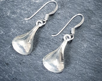 Vintage Sterling Silver Teardrop EARRINGS - Long Dangling  - 1.7g