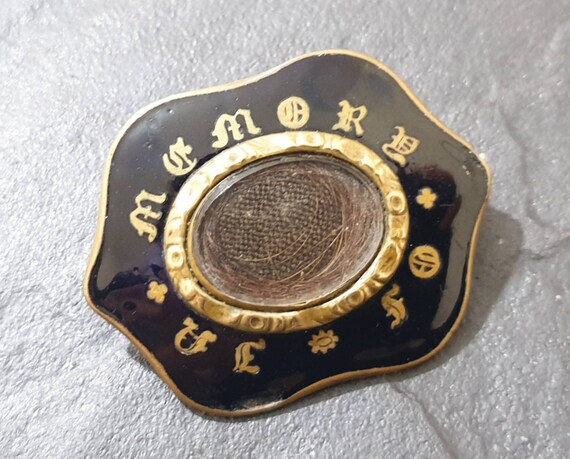 MEMENTO MORI MOURNING Brooch Gold Pearl Victorian Mourning Brooch