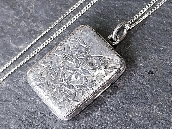 Edwardian SILVER Rectangular LOCKET with Floral D… - image 3