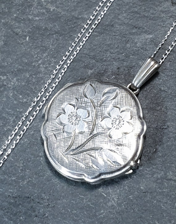 Unusual silver sale lockets