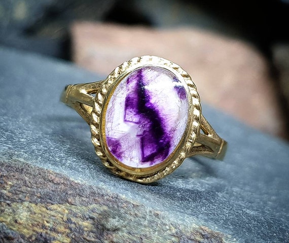 9ct Gold BLUE JOHN RING with Celtic Scroll - Size… - image 2