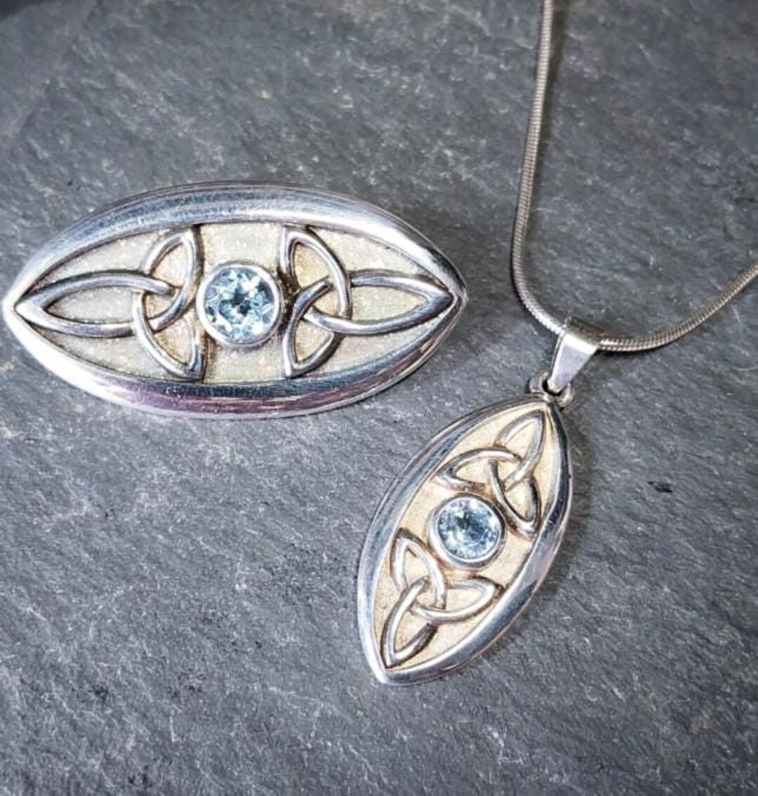 St SILVERネックレスとお揃いのブローチギフトセット - ブルートパーズ