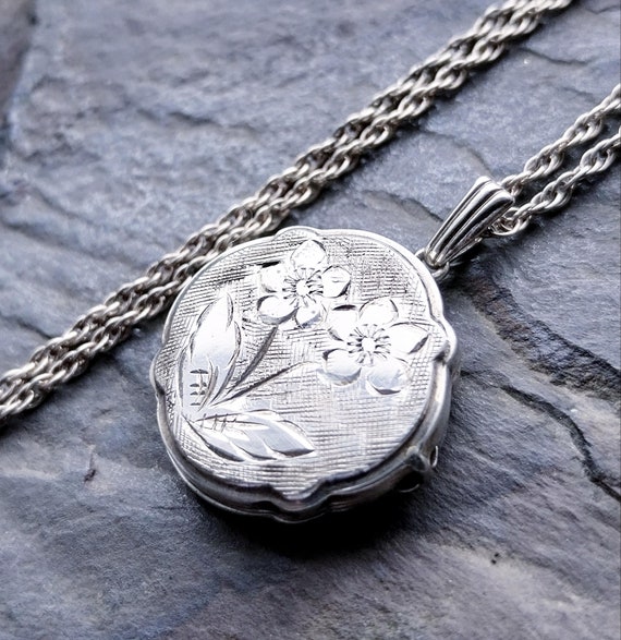 Vintage Georg Jensen SILVER LOCKET Necklace Unusual Circle With 2 Flowers on 16 Chain 7g Etsy