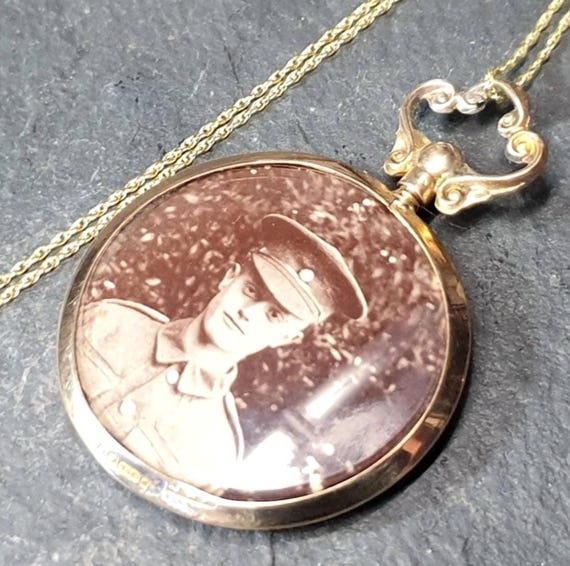 アンティーク　ヴィクトリア朝　フォブ　ロケット　ペンダント　ネックレス ビクトリア朝時代の9カラットゴールドフォトロケットフォブ/ペンダント