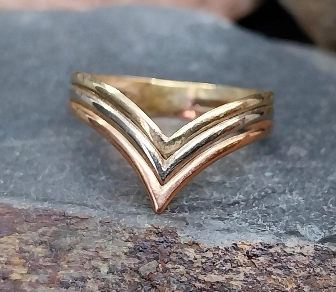 9ct Three Colour Gold Triple Wishbone Band Ring – Sizes H To V – Anniversary/Birthday