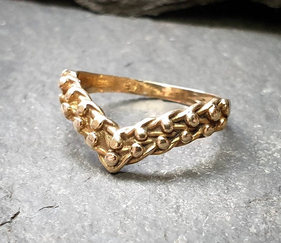 Vintage 9ct GOLD WISHBONE KEEPERS Ring - uk size … - image 5