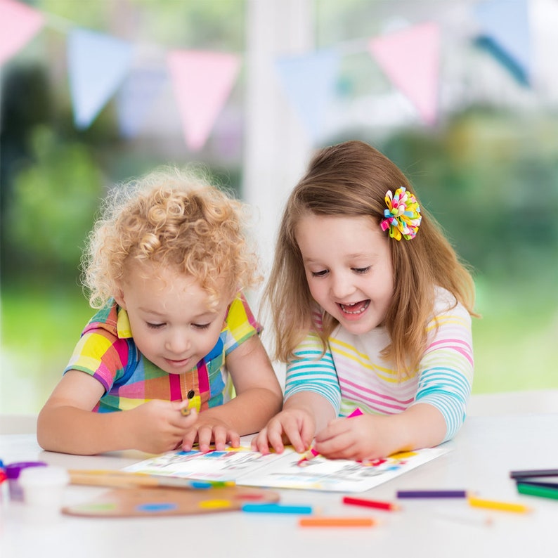 Malbücher Gastgeschenk Hochzeit für Kinder Set mit Buntstiften Hochzeitsmalbuch Alternative zu Gästebuch Malbuch Vintage Stifte Bild 6