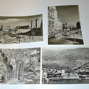 BARCELONE Lot de 4 cartes postales en noir et blanc