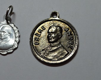Lot de 2 médailles du  Frère André et de saint Joseph - en très bon état