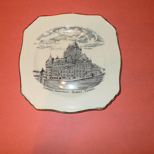 Château Frontenac souvenir plate