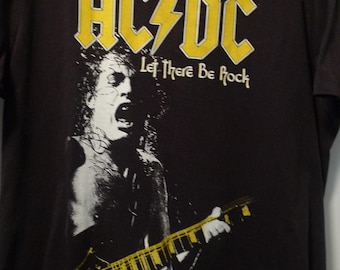 AC/DC t-shirt, used, size large, unisex, vintage