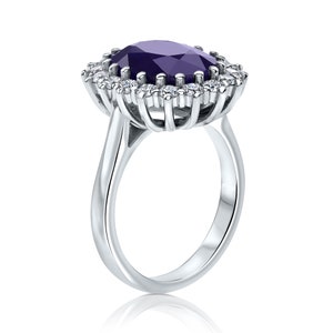 Anillo de zafiro de Diana, anillo de compromiso de Diana, anillo de zafiro, anillo de zafiro y diamantes, anillo de diamantes, anillo con halo de diamantes, anillo de Diana, anillo azul