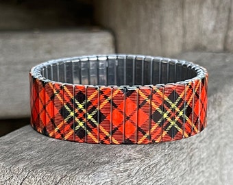 Stainless steel stretch bracelet, Scottish red plaid Wrist-Art