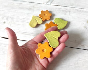 Handmade Ceramic Flower Fridge Magnets: Colorful Pottery Decor