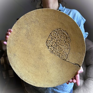Big 15" decorative plate, unique ceramic serving plate, swirl motif stoneware platter, large table decor, rustic serving bowl in boho style
