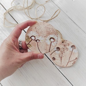 Handmade Ceramic Daisy Pendant Necklace: Boho Floral Jewelry