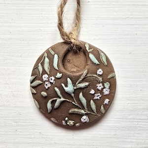 Handmade Pottery Aromatherapy Pendant: Boho Floral Essential Oil Diffuser Necklace