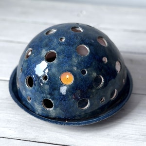 Farol de cerámica hecho a mano: Candelabro de cerámica azul marino