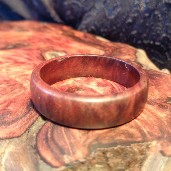 Solid redwood burl wedding ring waterproof finish - Mens Gift - Boyfriend Gift - Anniversary Gift - Men's Anniversary Gift - Wood band Rings