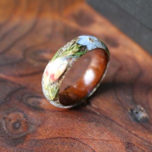 Flower ring, Nature ring, Forest ring, Women wood flower ring, Random spring flower wedding ring, Flower wedding ring,Wood ring with flowers
