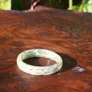 Moss Wedding Band Ring, Moss & Resin Ring, Moss nature ring, Green moss band ring, Women wedding ring, Moss jewelry, Moss ring, Forest ring image 7