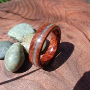 Personalized ring, Wood band ring with jade inlay, Men&#39;s wood gift, Women&#39;s wood gift, Wood wedding ring, Wood jewelry, Wood wedding band