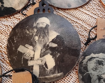 Creepy Santa Ornament Set. Gothmas Decor. Creepmas Decor