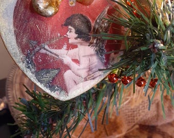 Vintage Inspired Valentine's Day Ornaments. Victorian themed Valentine's decor.