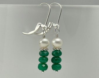 Emerald Pearl Earrings, Green Dangle & Drop Sterling Silver Earrings, Birthstone Earrings, Mother's Day Gift