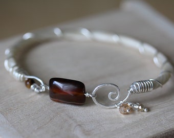 Le miracle, bracelet en cuir de cheval en argent sterling enveloppé avec banded Agate Stone