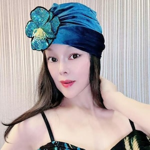 Turbante de veludo, turbante feminino, chapéu turbante listrado, turbante de contas, turbante enfeitado, turbante chique, turbante de nó, turbante de casamento
