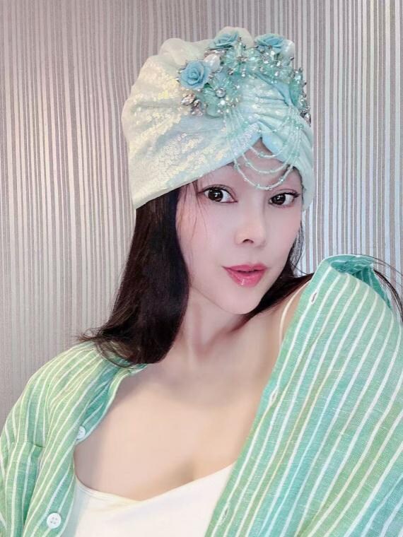 Mint Green Sequin Headscarf, Organza Crystal Floral Tassel  display picture 3