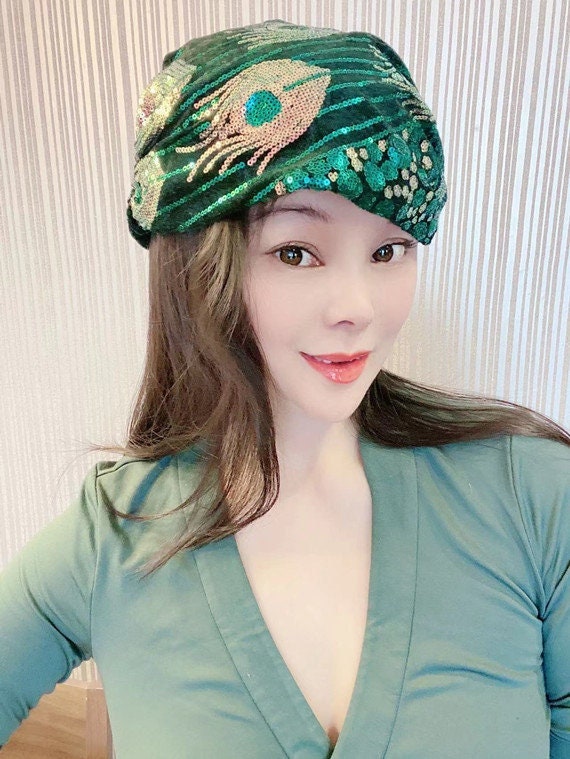 Emerald Green Velvet Turban,gold Peacock Feather Embroidery  display picture 1
