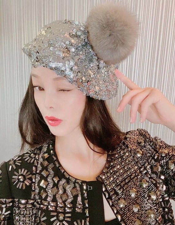 VINTAGE Fox Fur Beret with Fur Pom Pom VINTAGE Fox Fur Beret with Fur Pom Pom main image 3